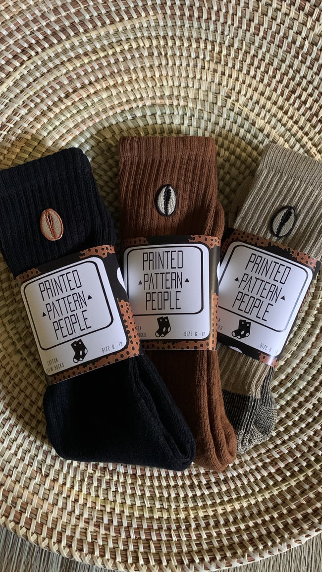 •cowrie shell• crew socks