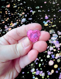 Image 2 of Pinkie Pie Glitter Watercolor Heart Pan