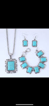 Cracked torquoise square pendent set 