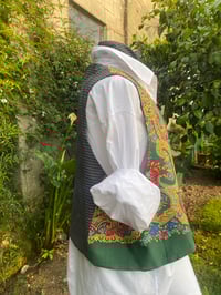 Image 4 of CHALECO FEITO A MAN. FOLIADA77. Talla ÚNICA!