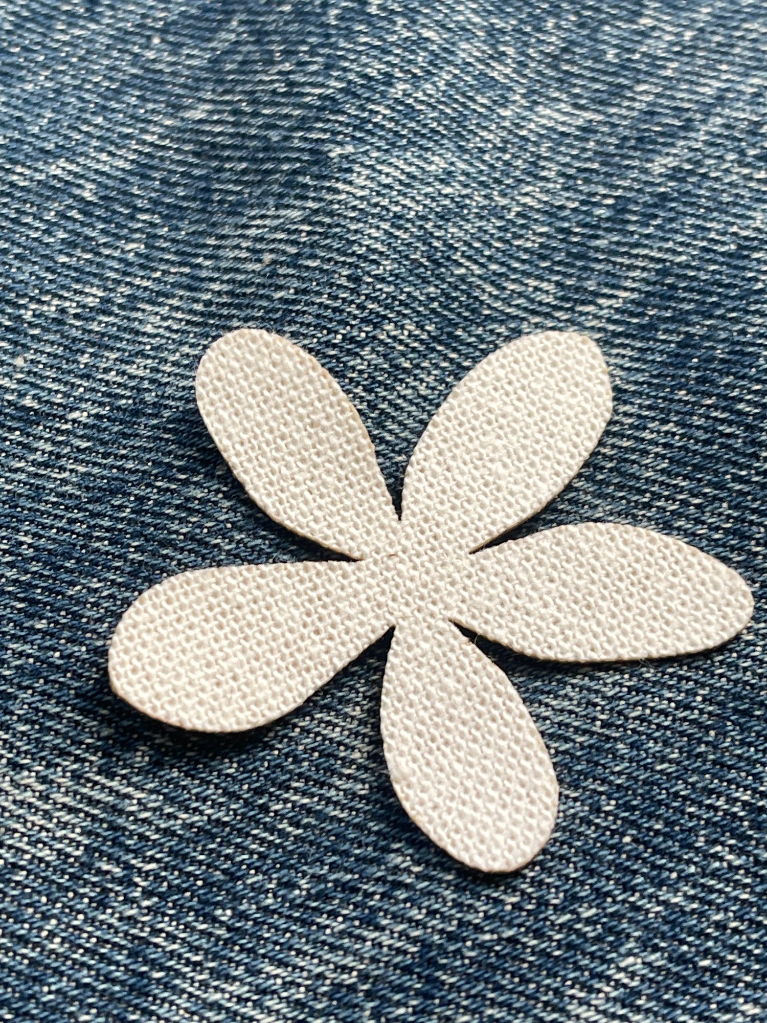 Image of Daisy patch 