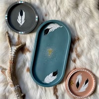 Image 3 of Décoration « Plumes et sigil »