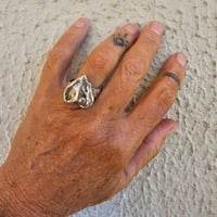 Image 4 of Molten heart, US 6.75