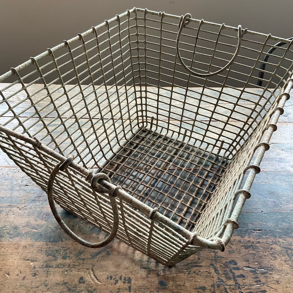 Image of French Oyster Basket