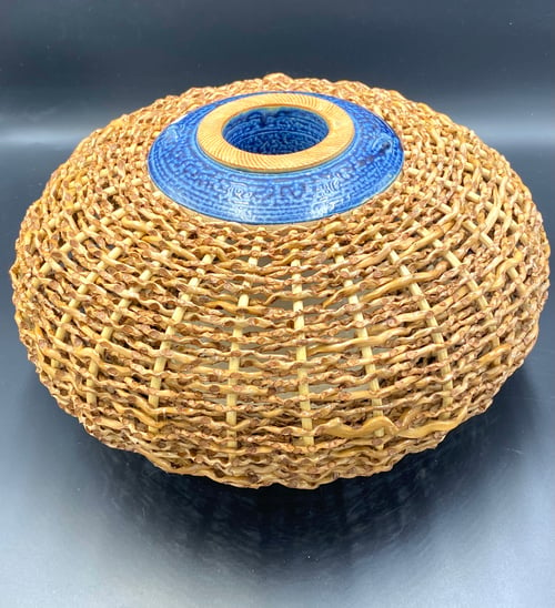 Image of Round palm vessel- blue