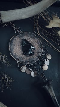 Image 4 of Relic with obsidian and long bone 