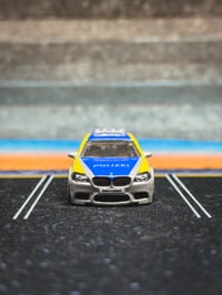 Image 5 of BMW M5 Police Custom 