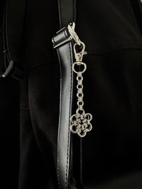 Image 2 of Daisy Keyring 