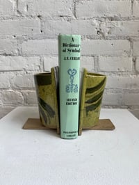 Image 3 of Sam Hewitt / Bookends Chameleon
