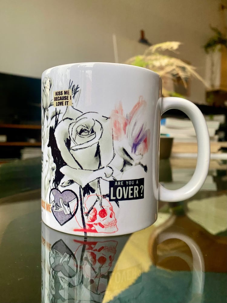 Image of Kiss Me mug