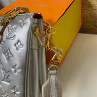 Image 5 of CLASS SILVER PURSE