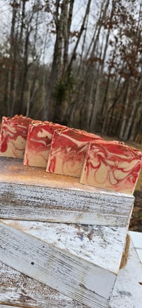 Image 8 of Rose gold , rose infused oil