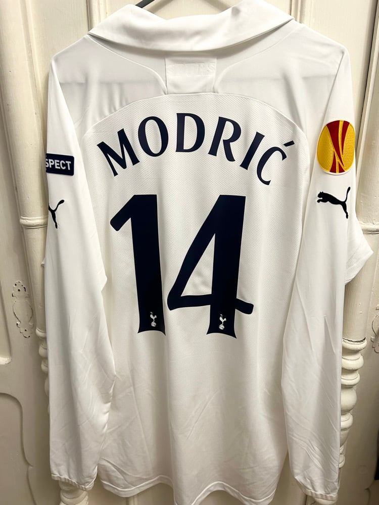 Image of Tottenham Hotspur “MODRIĆ 14” 2011/12 Match Issue Long Sleeve Home Shirt + Europa patches (XL)