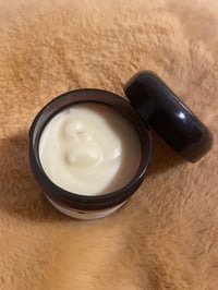 Image 2 of Strawberry Macaroon 4 oz