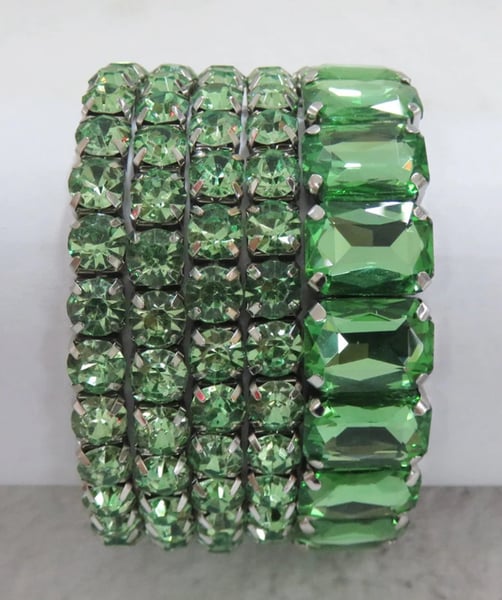 Image of SILVER STRETCH BRACELETS GREEN STONES