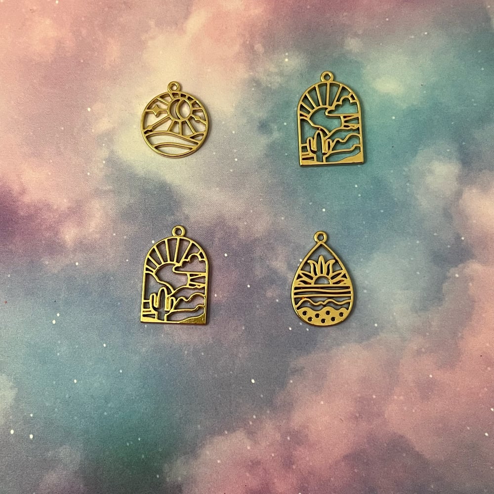 Image of Desert Scene Charms 4pc