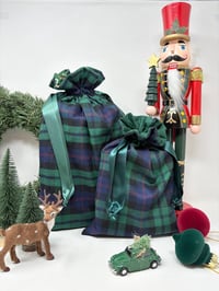 Image 1 of Le Pochon-Cadeau doublé tissu tartan bleu et vert