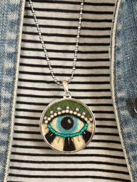 Image 2 of Mystic Eye Necklace (25)