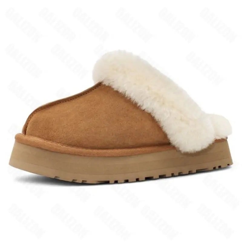 Image of Ladies Faux Fur Slipper