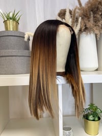 Image 8 of PRÉCOMMANDE Carré long balayage 14’