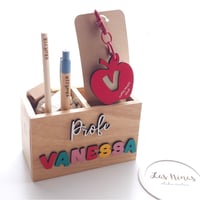 Image 1 of ​Escritorio Cubo Doble Color | Regalo Profe Personalizado