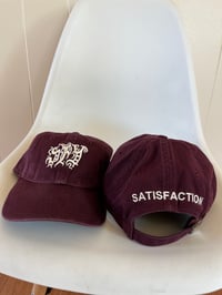 “SATISFACTION” EMBROIDERED HAT MAROON (PRE-ORDER)