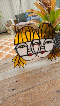 Image 4 of Twin head