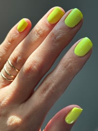 Image 14 of Glisten & Glow Lemonheads