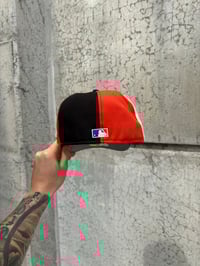 Image 5 of PIN WHEEL MULTI TONE NEW YORK METS CUSTOM FITTED CAP