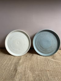 Image 3 of small plate ivory