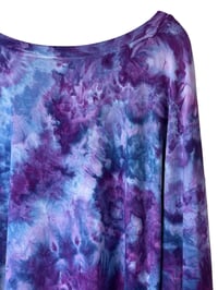Image 6 of ♻️ UPCYCLED 4X PLUS French Terry Pullover in Purple Haze Ice Dye