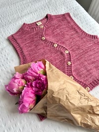 Image 12 of Peony Cardigan Knitting Pattern