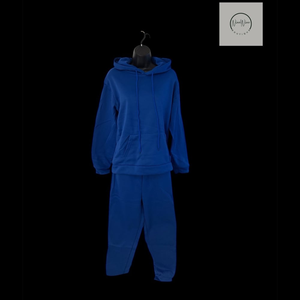 Image of KEEPING IT COZY (BLUE)
