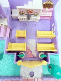 Image 10 of Ensemble bracelet et Polly Pocket L'église Mariage