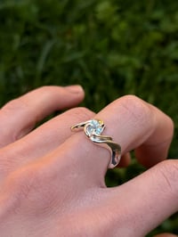 Image 3 of Ring “wavy pear”