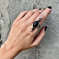 ༜✺ Oval Onyx Granules Ring ✺༜