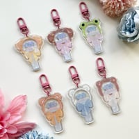 Image 2 of Seventeen Caratbong Keychains 