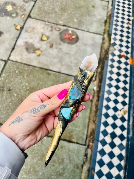 Image of Full Moon Manifesting Pen agate