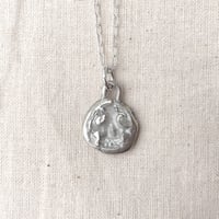 Image 4 of Melted Skull Necklace 