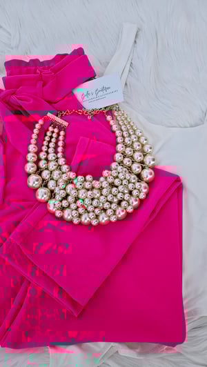 Image of Goddess Pearl Statement Necklace 