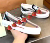 Woman’s bb slip on (2-3 weeks arrival time)