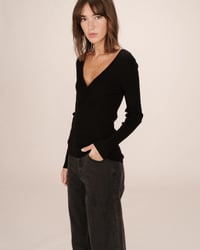 Image 4 of Camiseta Saturnin Negra