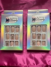 Nails - Short (French Tip Bling)