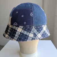 Image 8 of Reworked 6-panel Reversible Bucket Hat 70s Mickey New York L 24-25"