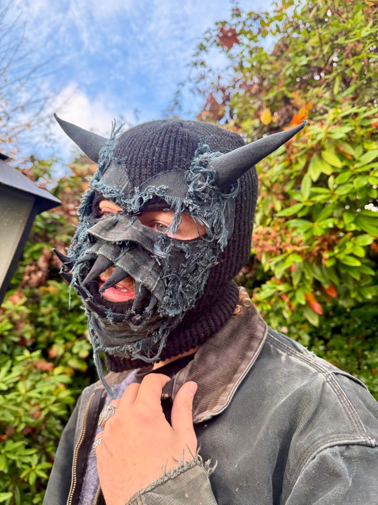 MIDNIGHT STRAIN ski mask