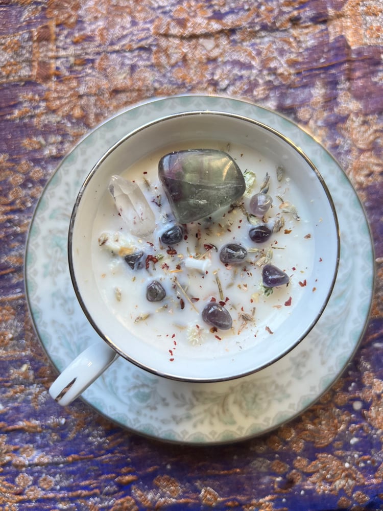 Image of Mystic Veil Teacup Candle 🕯️🔮🌹