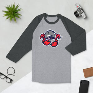 Image of 3/4 sleeve raglan shirt