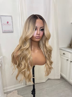 Image of Lyla luxury (ready to ship) 