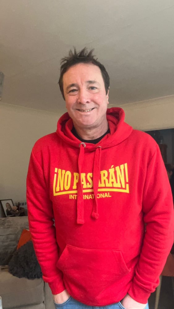 No Pasaran Hooded Top