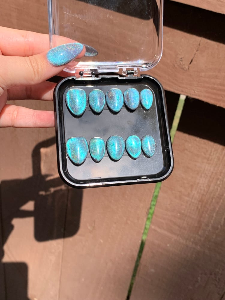 Image of Velvet Blue Nails ( Extra Short ) 